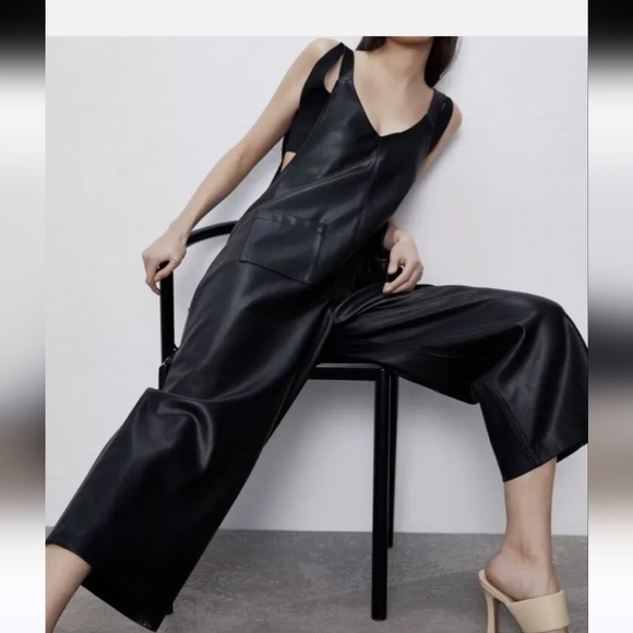 ZARA Jackie Jumpsuit Faux Leather In Black. Size Small - Picture 4 of 16